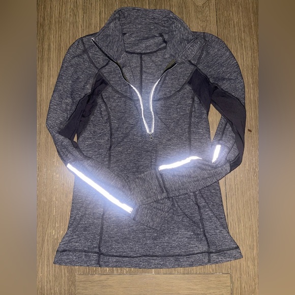 Lululemon Womens Half Zip size 10 - Picture 8 of 8